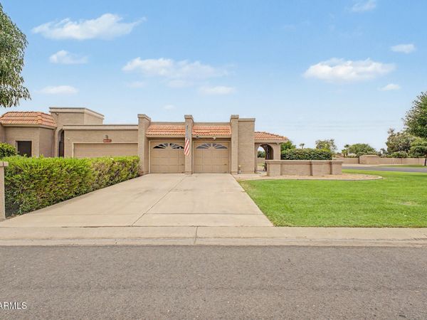 9850 E MINNESOTA Avenue, Sun Lakes, AZ 85248