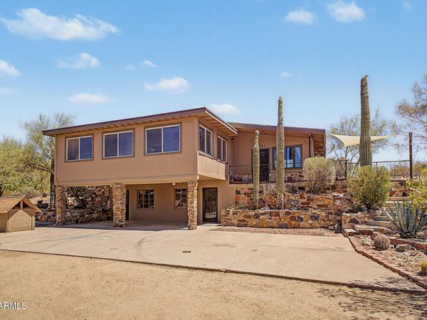 3442 W MEANDER Road, New River, AZ 85087