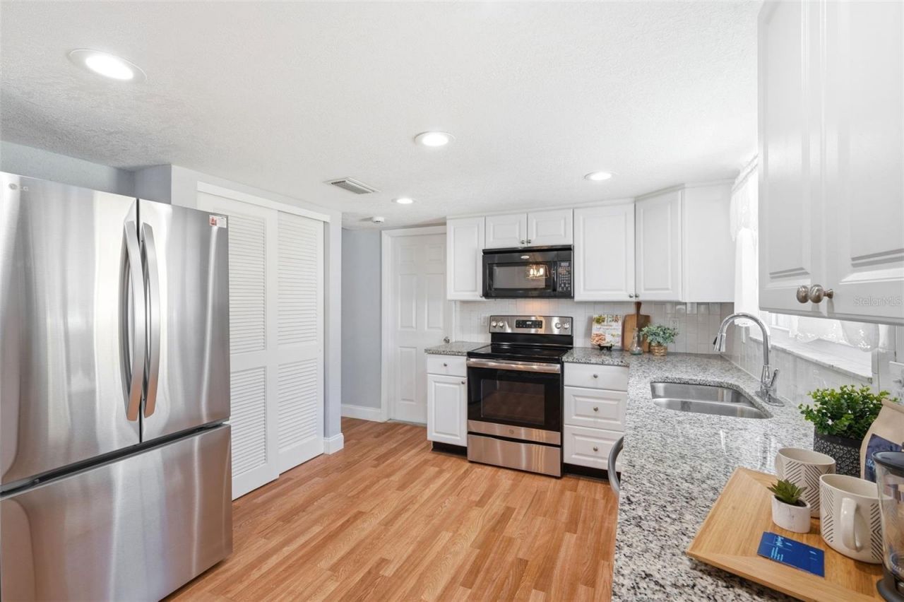 8233 Redfield Drive , Port Richey, FL 34668 Photo