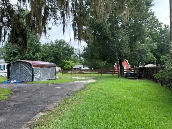 444 QUAIL STREET , LADY LAKE, FL 32159