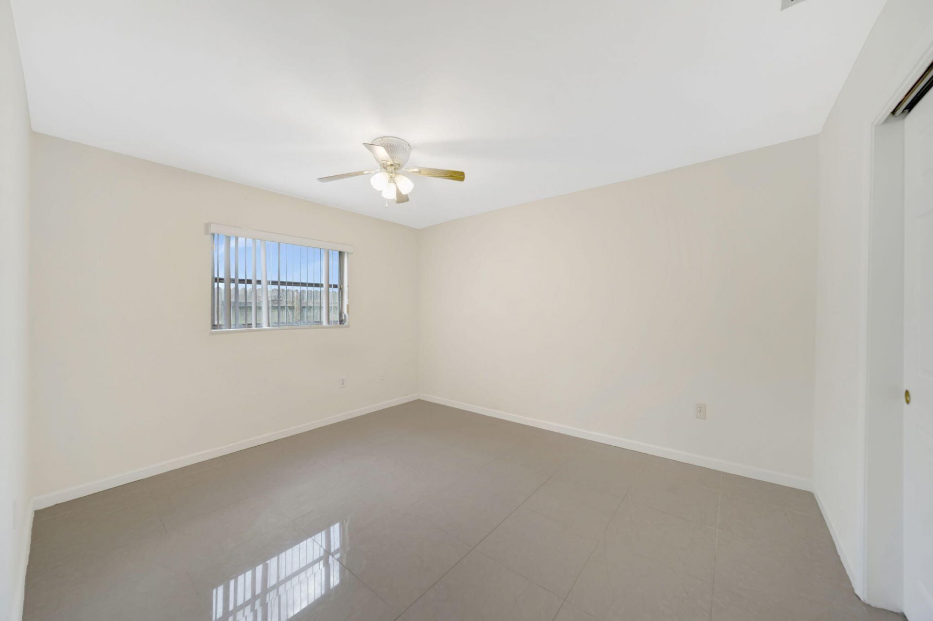 2545 NW 105th Lane, Sunrise, FL 33322 Photo