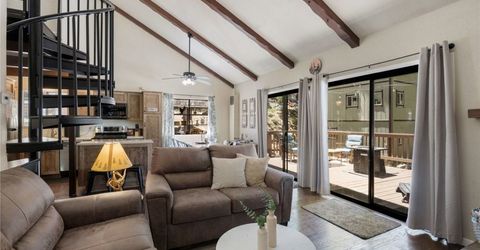 748 Tina Court, Stateline, NV 89449 Photo