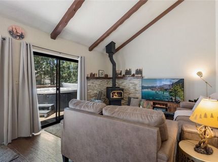 748 Tina Court, Stateline, NV 89449 Photo
