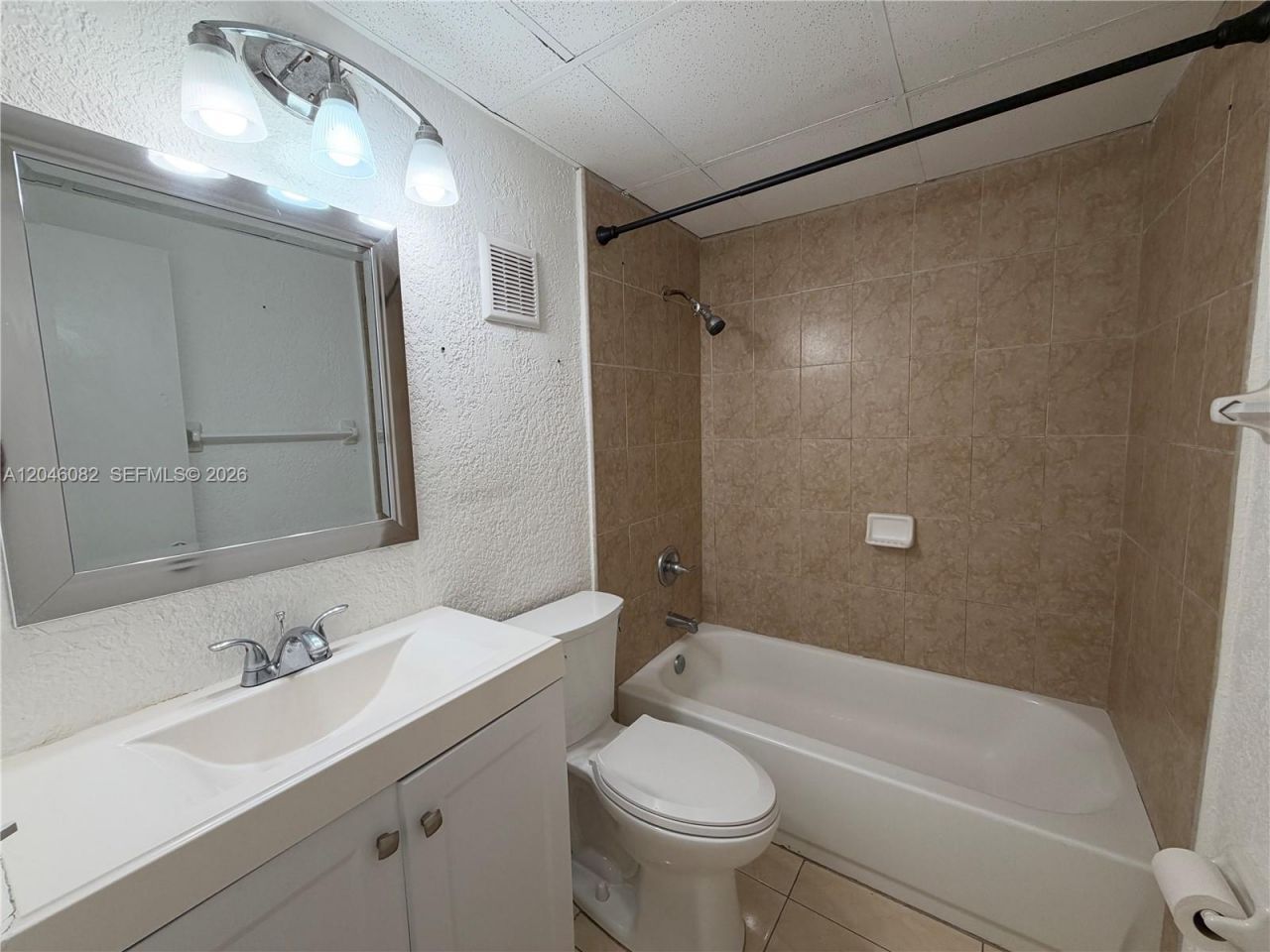 5960 NE 5th Ct, Unit 2, Miami, FL 33137 Photo