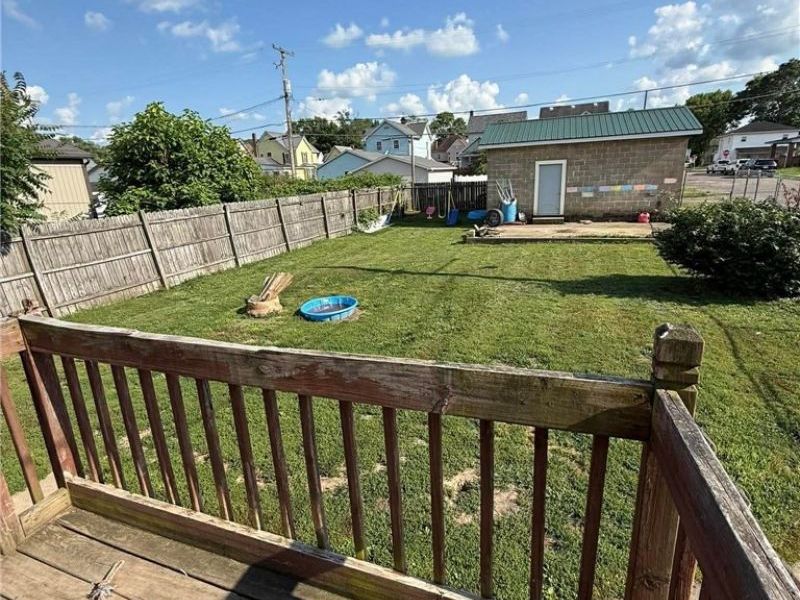 426 W 4th Street, Uhrichsville, OH 44683 Photo 12