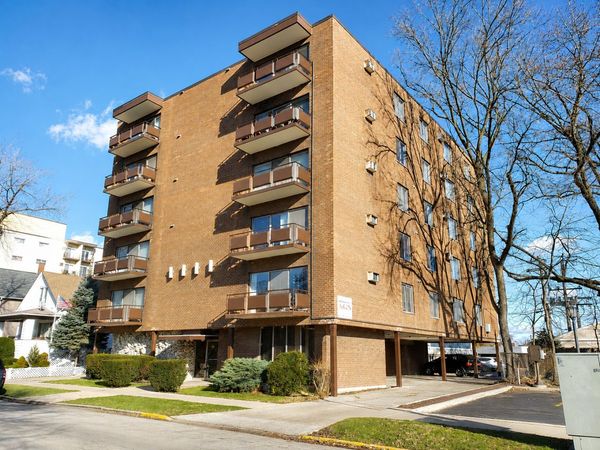 336 Lathrop Avenue, Unit 604, Forest Park, IL 60130