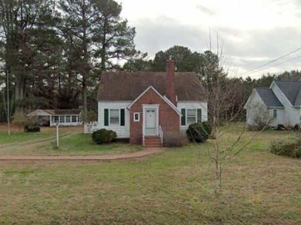 16384 General Puller Highway , Deltaville, VA 23043