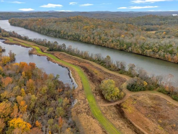 2700B Canoe Branch Rd, Lebanon, TN 37087