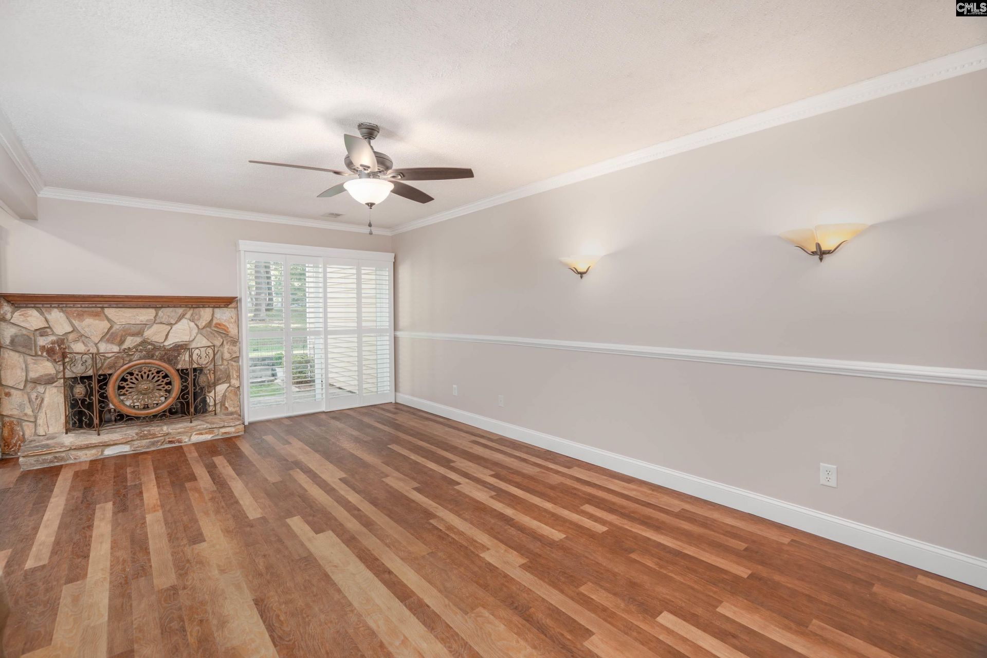 219 Mariners Row  Photo 6