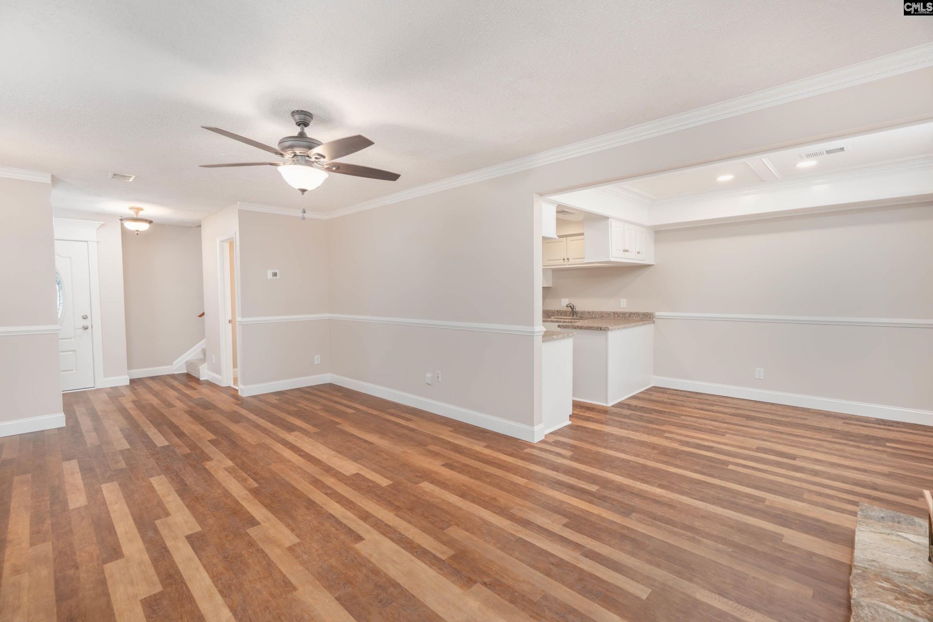 219 Mariners Row  Photo 8