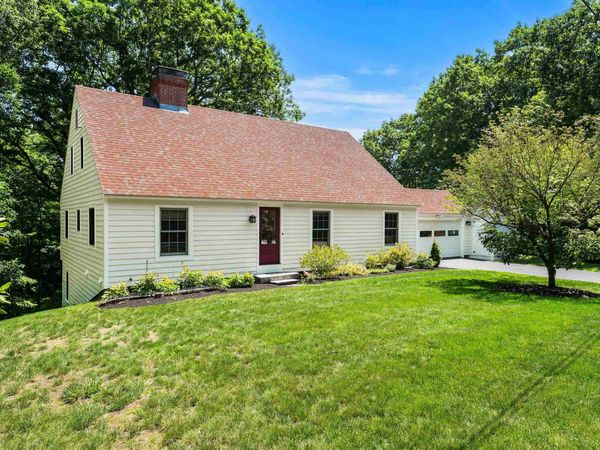 41 Roberts Road, Hopkinton, NH 03229