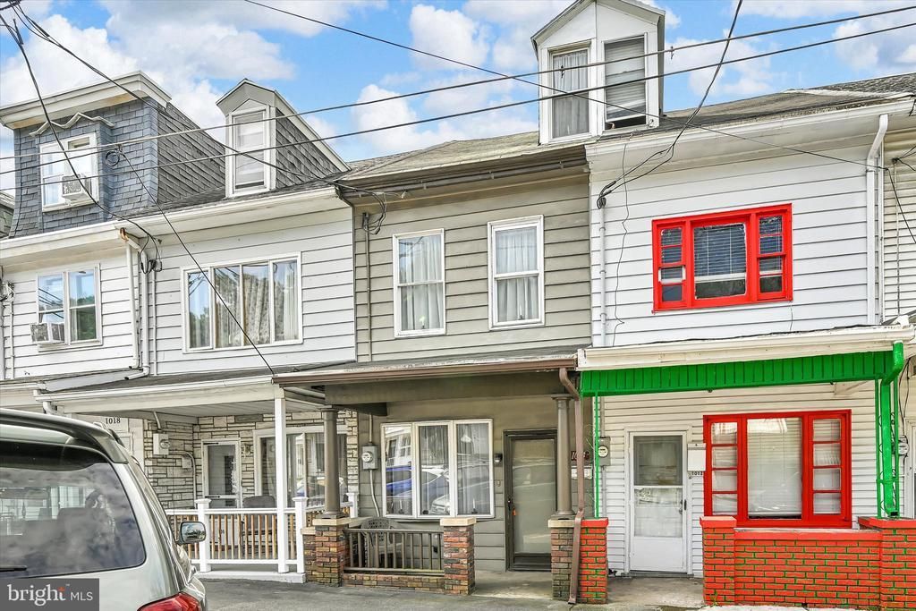 1014 E Centre Street, Mahanoy City, PA 17948 Main Photo