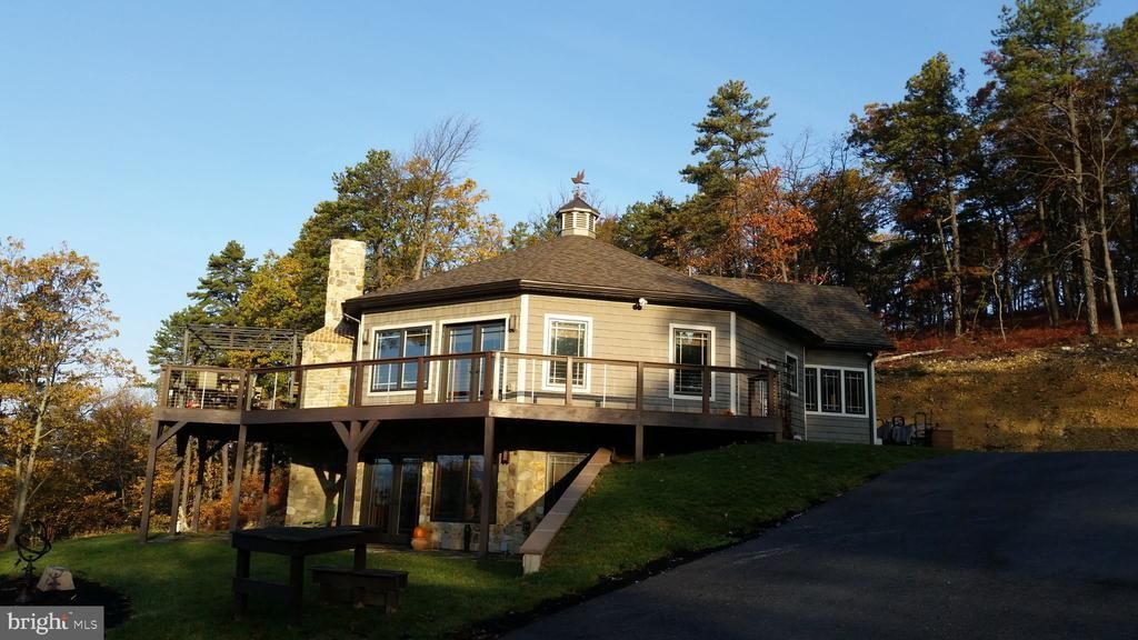 729 HIGH MOUNTAIN ROAD , GARDNERS, PA 17324
