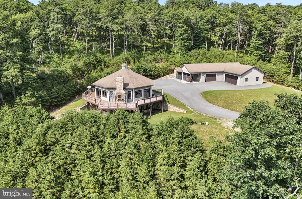 729 HIGH MOUNTAIN ROAD, GARDNERS, PA 17324