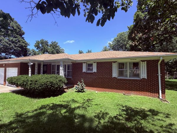 506 Garfield Street , Greenfield, MO 65661