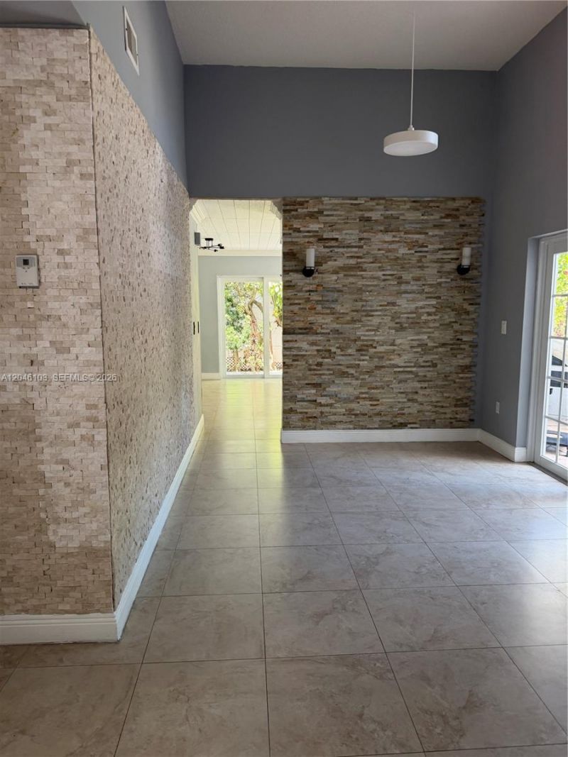 Please Call For Address, Miami, FL 33174 Photo