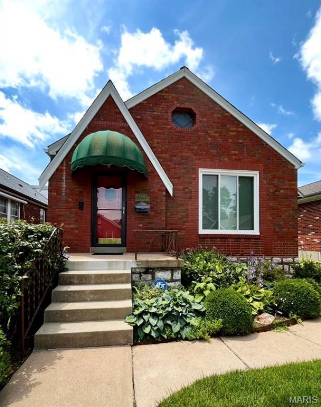 6546 Winnebago Street , Saint Louis, MO 63109 Main Photo