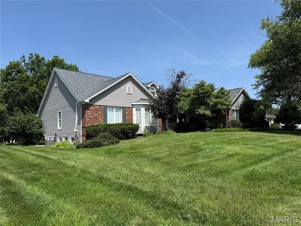 503 Malinmor Drive , Weldon Spring, MO 63304
