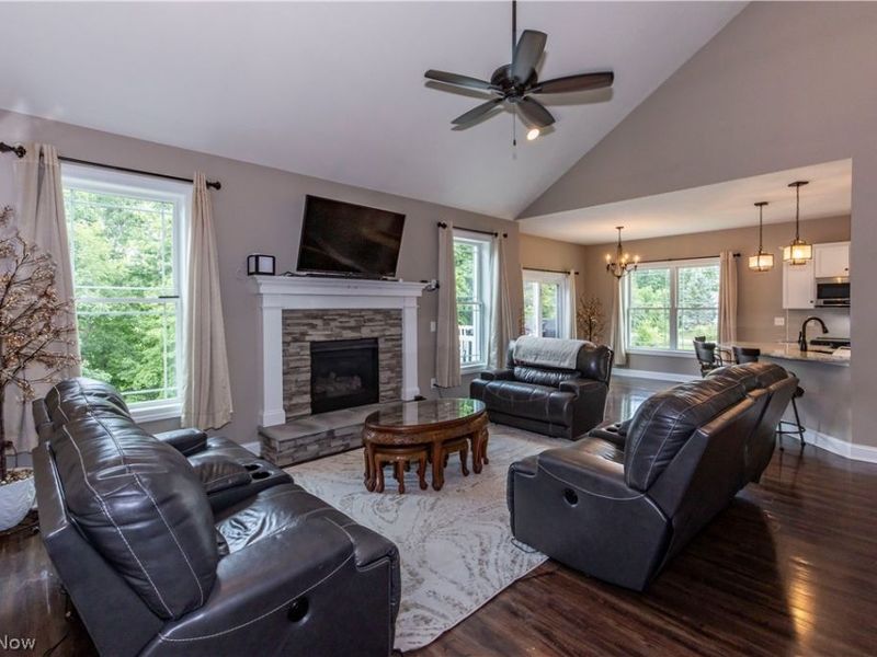 963 Cook Drive, Canal Fulton, OH 44614 Photo 8