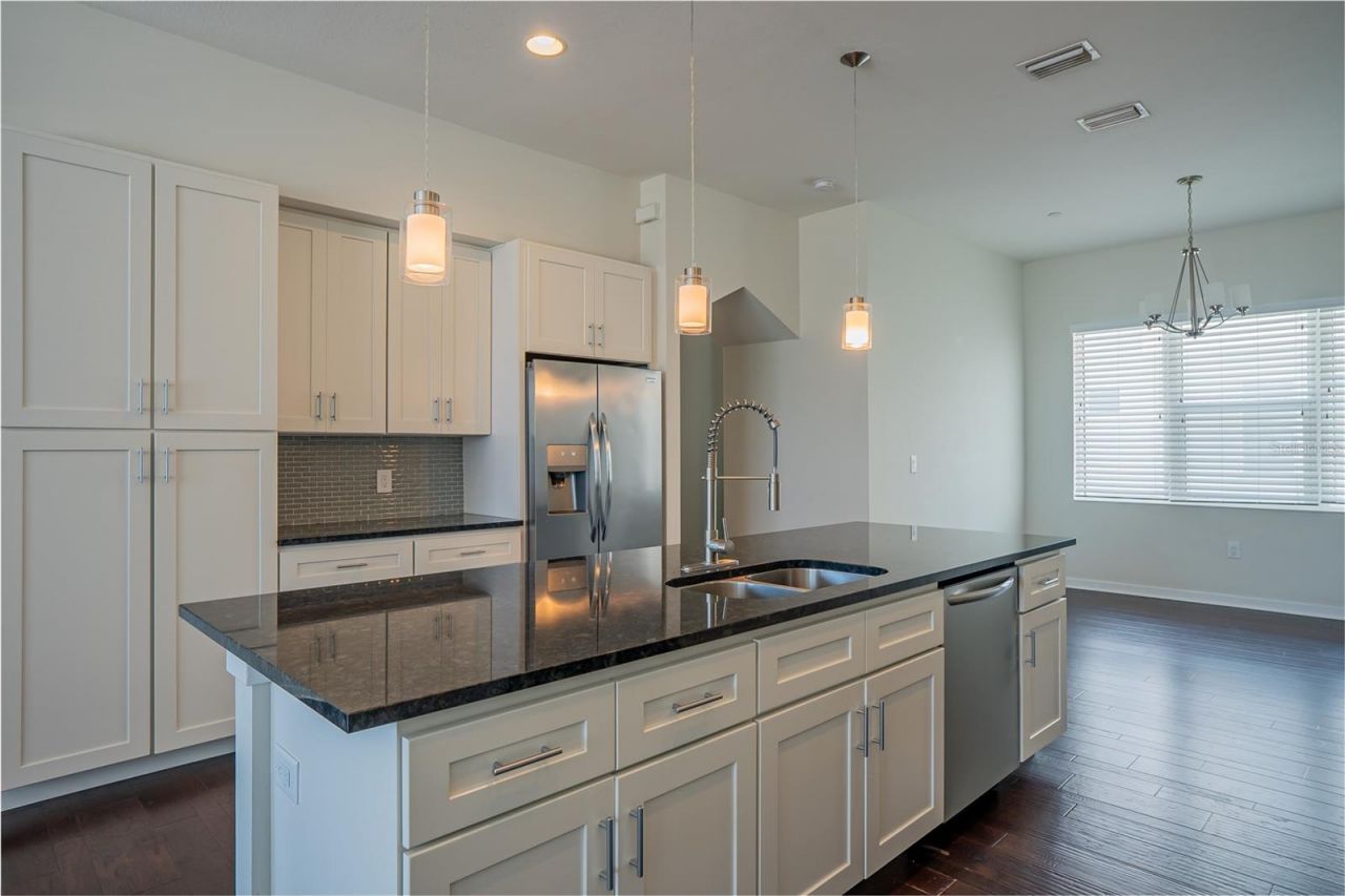 339 8th Street N, Saint Petersburg, FL 33701 Photo
