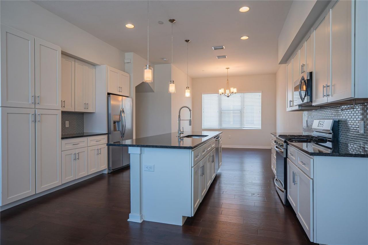 339 8th Street N, Saint Petersburg, FL 33701 Photo