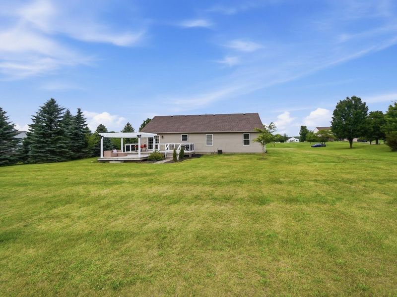 6257 Harper Circle, Mechanicsburg, OH 43044 Photo 2