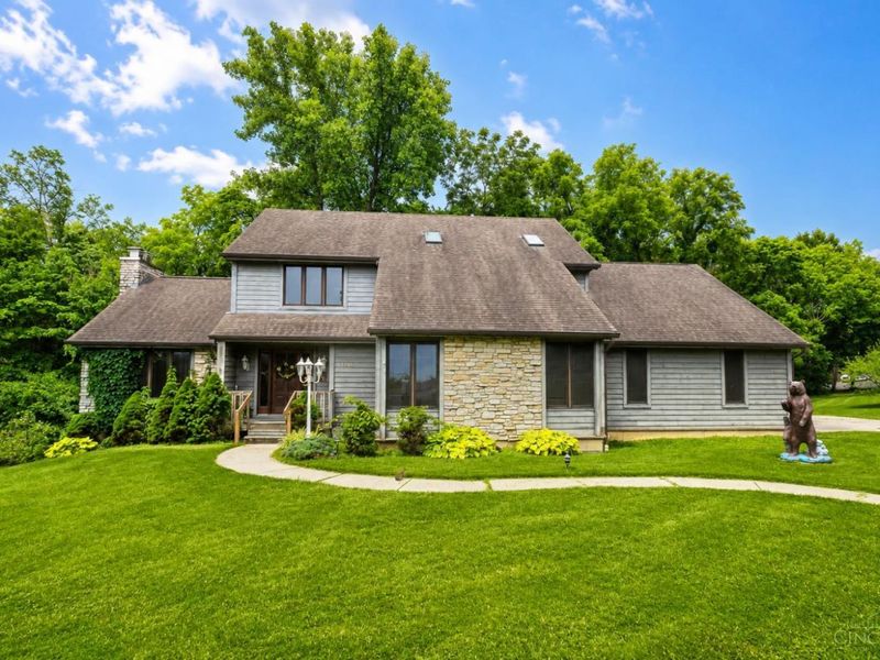 1749 Gloucester Drive, Fairfield, OH 45014 Photo 1