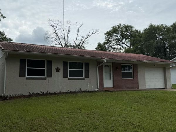 990 Liskeard Avenue, Orange City, FL 32763