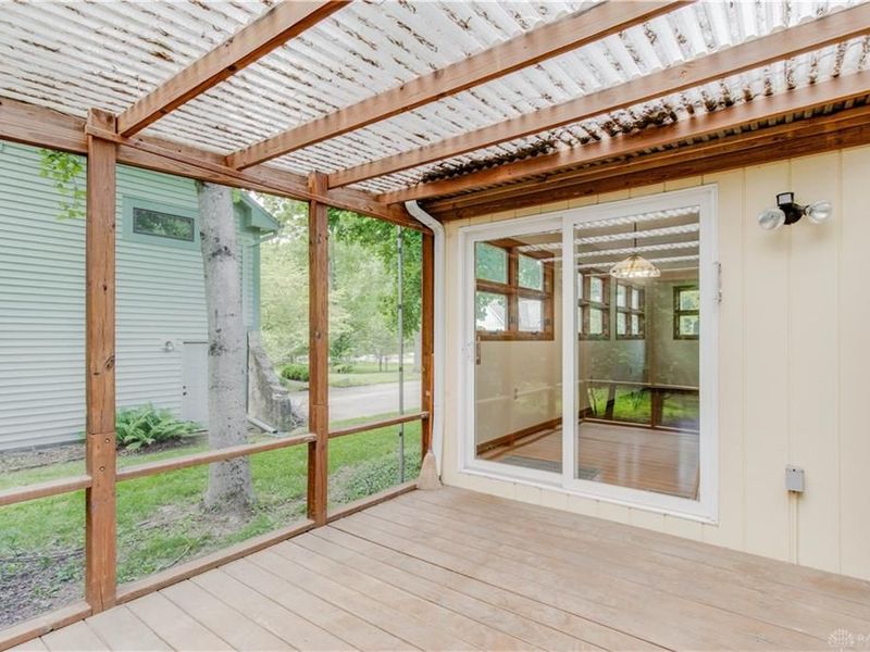 975 S High Street, Yellow Springs, OH 45387 Photo 10
