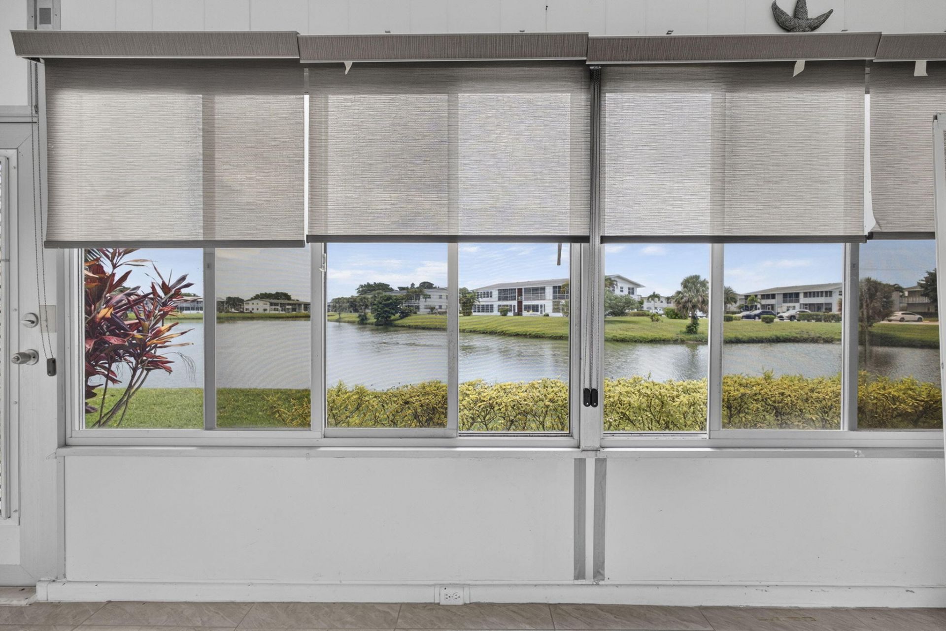 127 Chatham F, West Palm Beach, FL 33417 Photo
