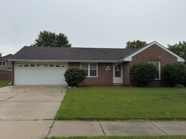 917 Shady Lane, Aurora, IL 60506