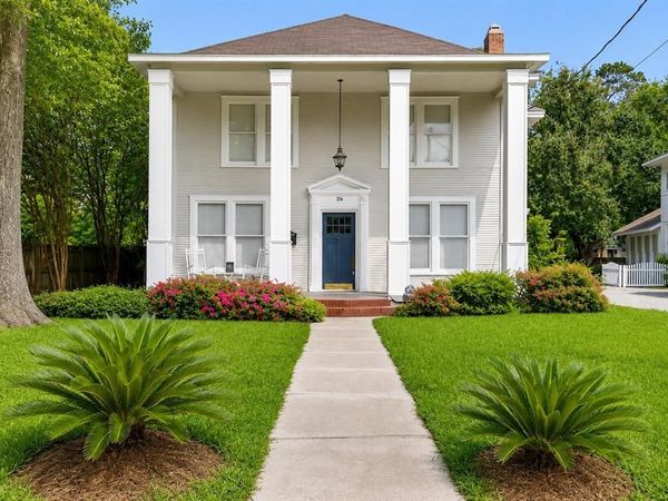 216 N Texas Street , Pittsburg, TX 75686