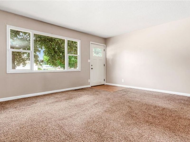 525 W Shields Street, Newark, OH 43055 Photo 11