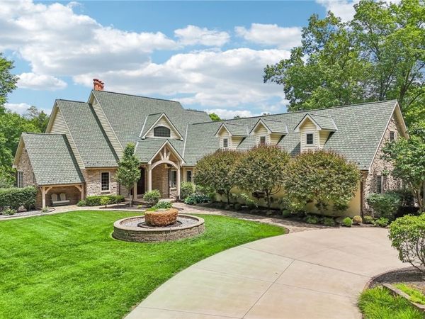 1 Grandview Drive, West Middlesex, PA 16159