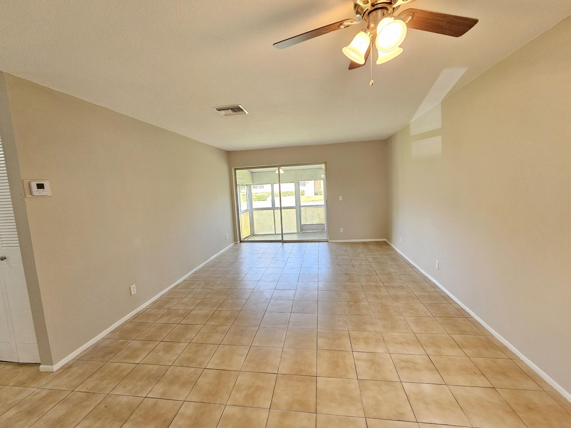 2966 Ashley Drive E, Unit F, West Palm Beach, FL 33415 Photo