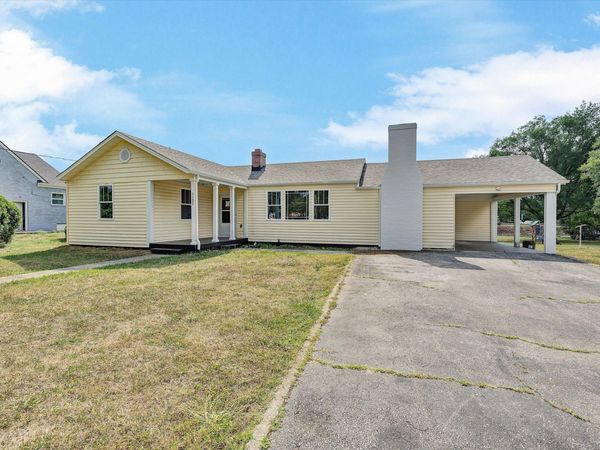 1127 Highland RD, Salem, VA 24153
