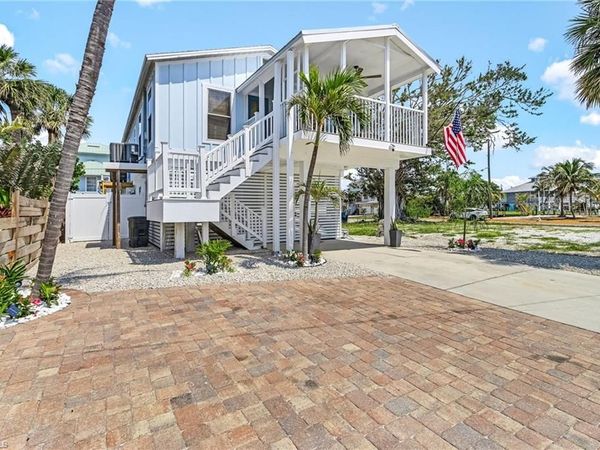 197 Madison CT , FORT MYERS BEACH, FL 33931