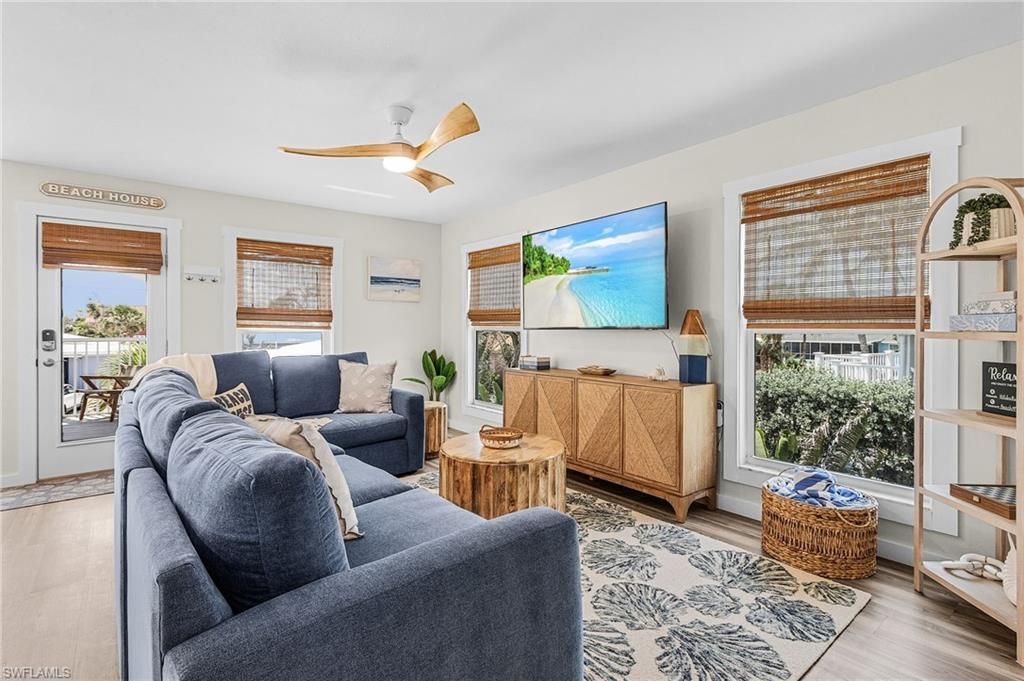 197 Madison Ct , Fort Myers Beach, FL 33931 Photo
