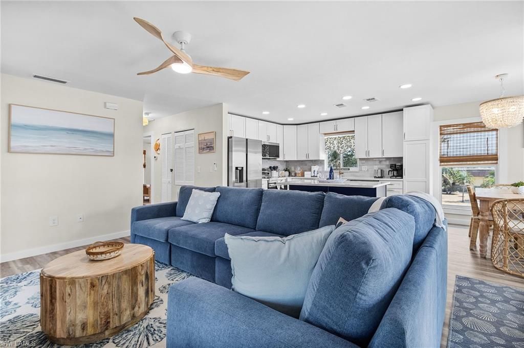 197 Madison Ct , Fort Myers Beach, FL 33931 Photo