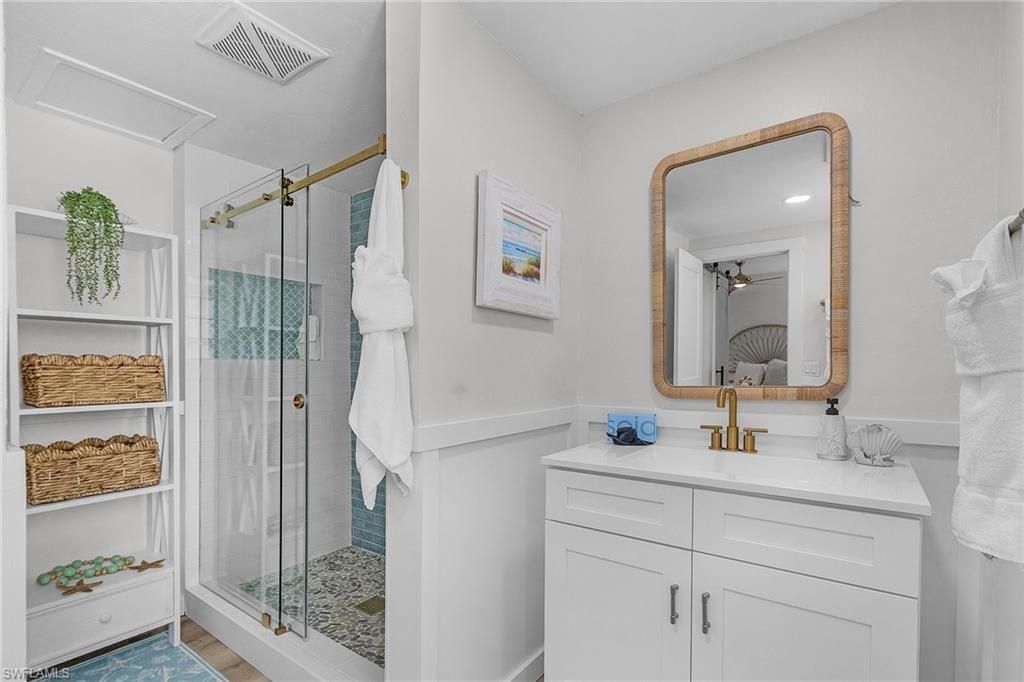 197 Madison Ct , Fort Myers Beach, FL 33931 Photo