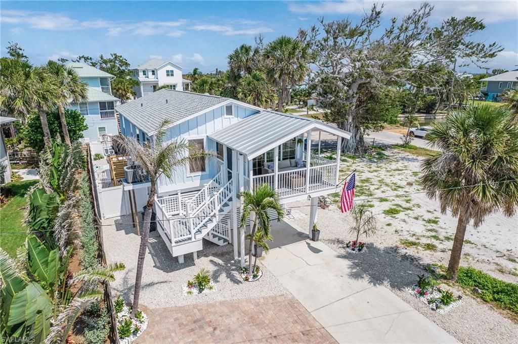 197 Madison Ct , Fort Myers Beach, FL 33931 Photo