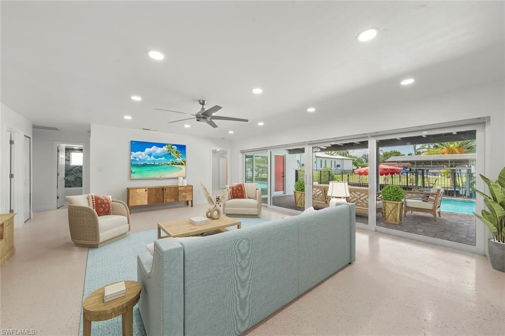 1040 Edgemere Dr, Fort Myers, FL 33919 Photo