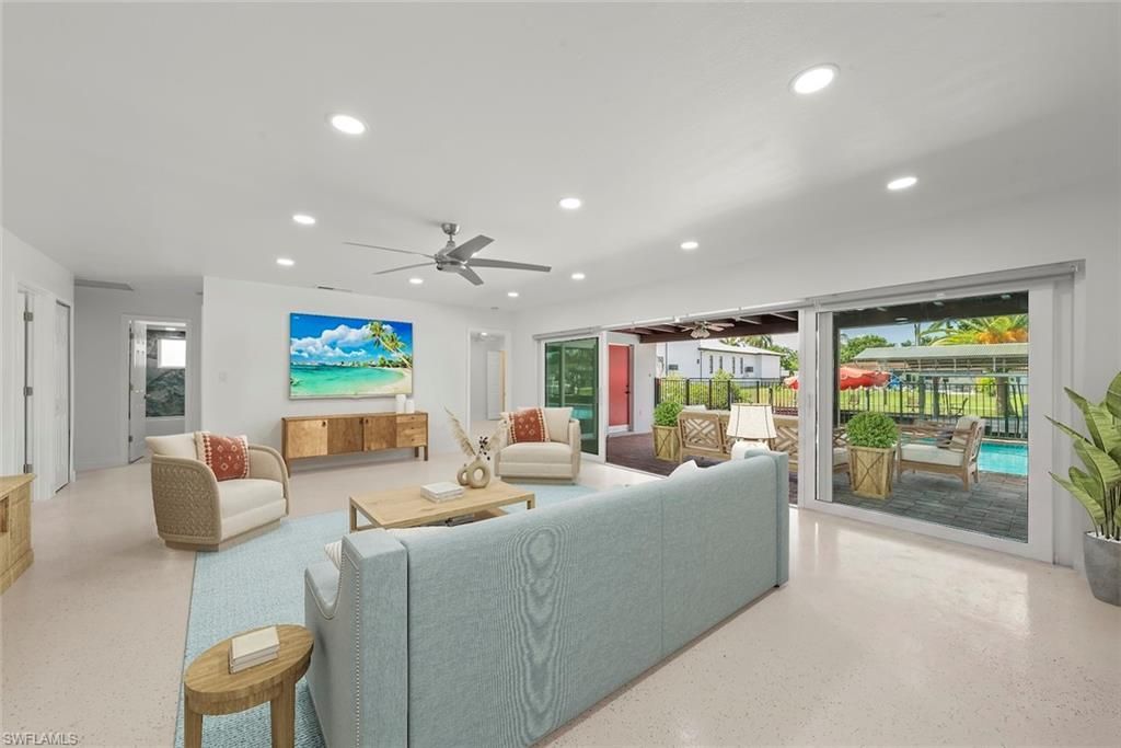 1040 Edgemere Dr, Fort Myers, FL 33919 Photo