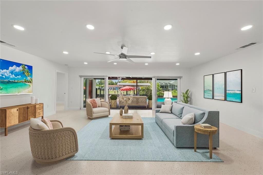1040 Edgemere Dr, Fort Myers, FL 33919 Photo