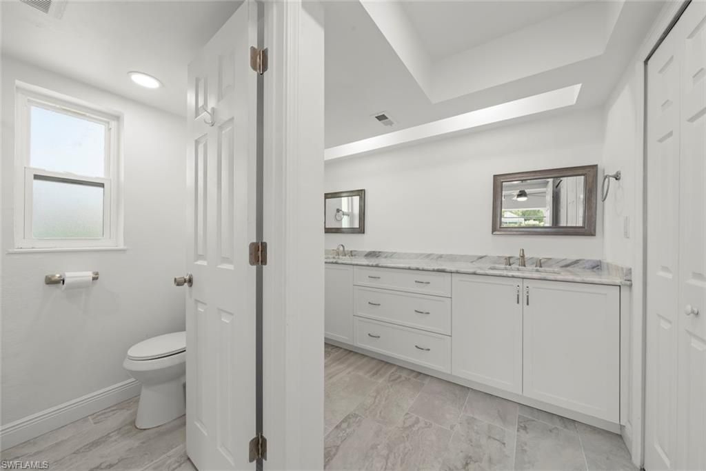 1040 Edgemere Dr, Fort Myers, FL 33919 Photo