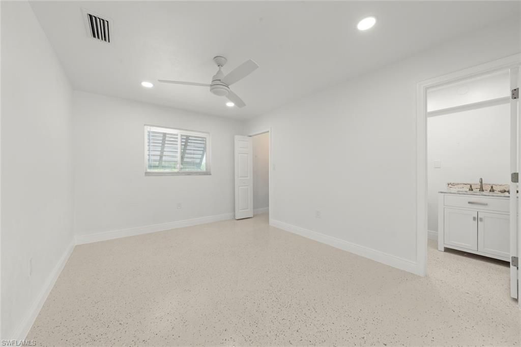 1040 Edgemere Dr, Fort Myers, FL 33919 Photo