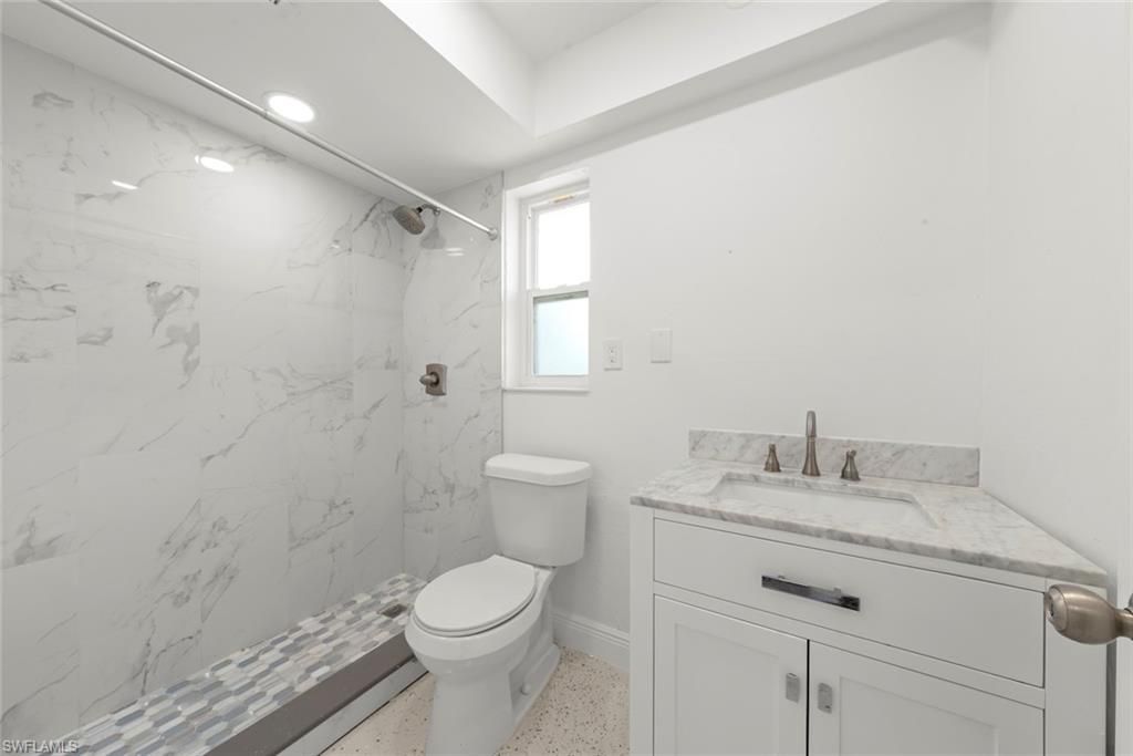 1040 Edgemere Dr, Fort Myers, FL 33919 Photo