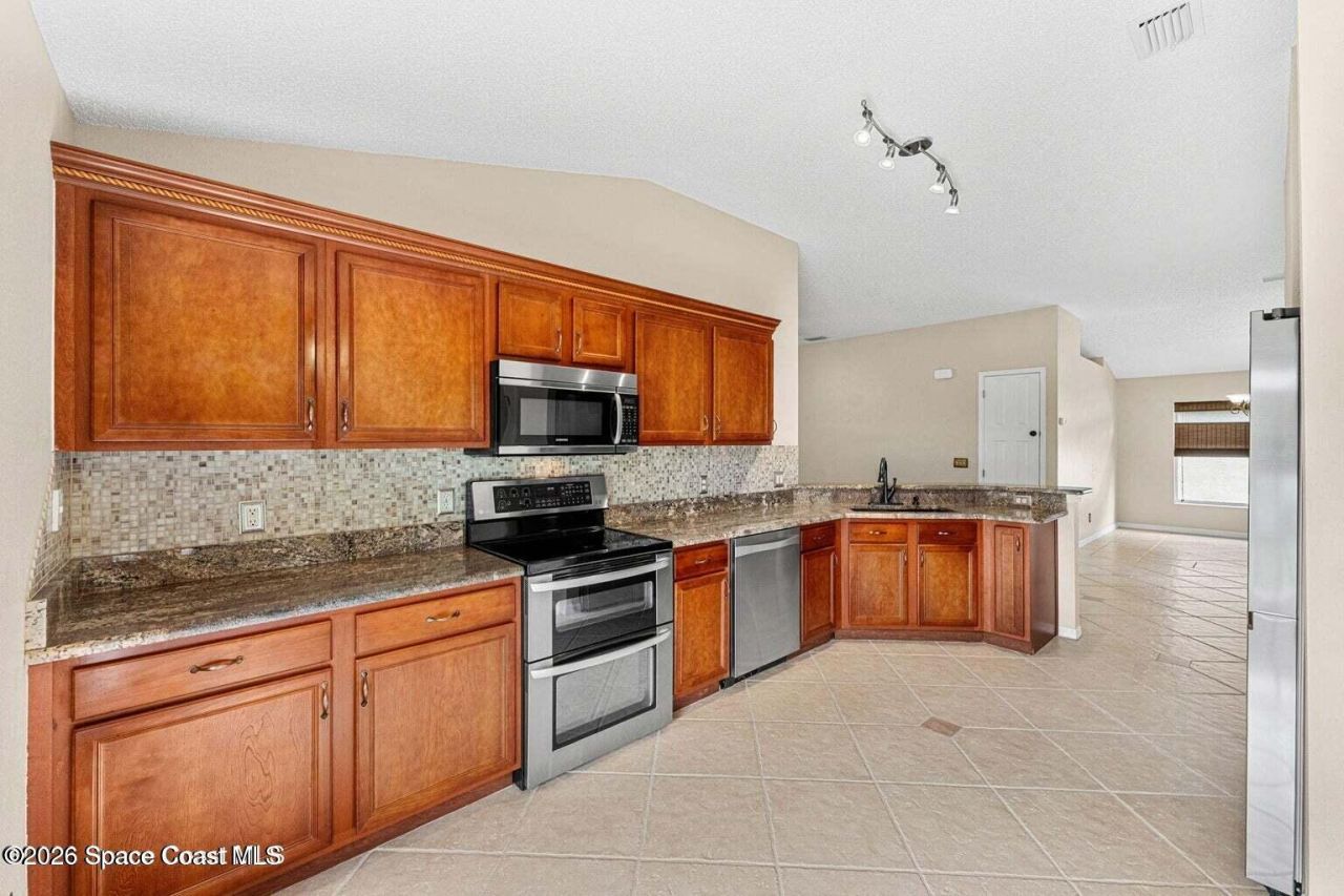 4741 Decatur Circle , Melbourne, FL 32934 Photo