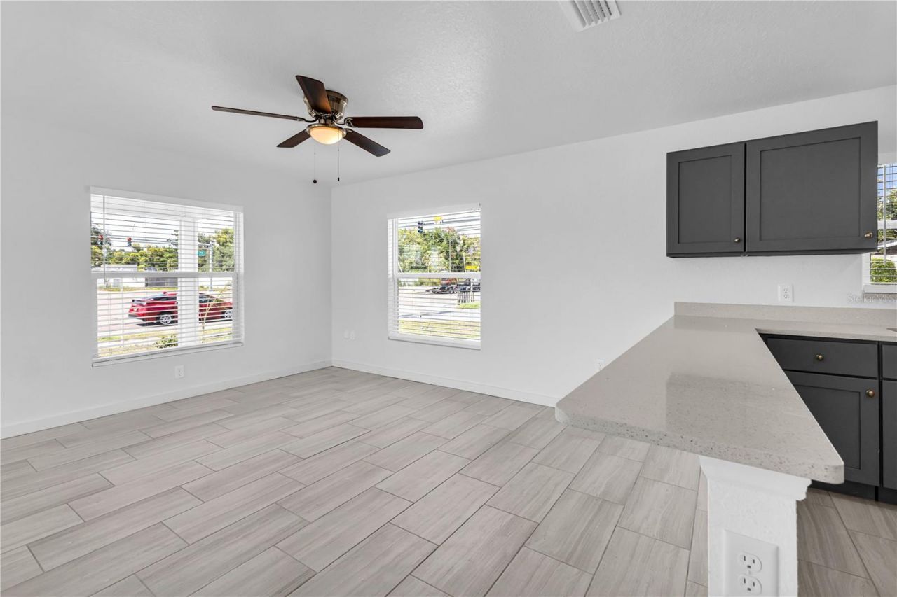 2206 53rd Avenue E, Bradenton, FL 34203 Photo