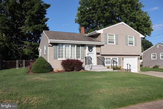 12 Phaeton Drive, Hamilton, NJ 08690 Main Photo